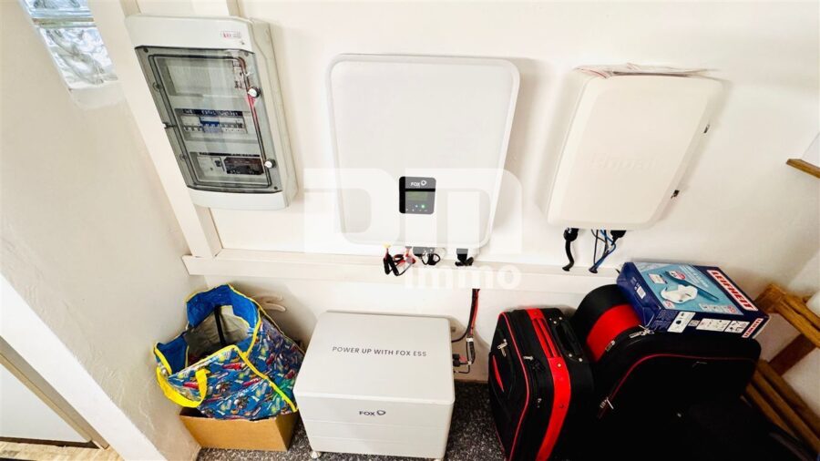 (Reserviert)!!!Umfassend saniertes Ein-/Zweifamilienhaus + Carport, PV-Anlage, Speicher, Wallbox - KG Solaranlage Technik / Speicher